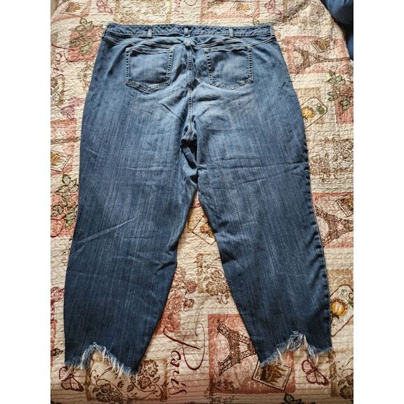 Torrid Girlfriend Jeans Womens Blue Denim Pants High Rise Pockets Size 28T - Picture 4 of 10